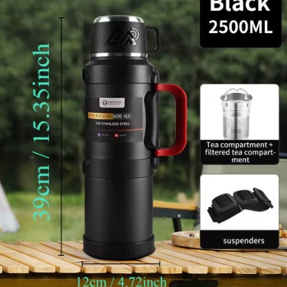 Large 2500ml Frostbear Flask in black stainless steel design. Heavy-duty vacuum-insulated thermos that maintains temperature for up to 72 hours. Includes tea filter, waterproof seal, and detachable shoulder strap — designed for bushcraft and cold-weather expeditions.