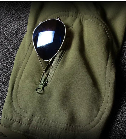 Shadowstride Set – Tactical Softshell Jacket & Pants